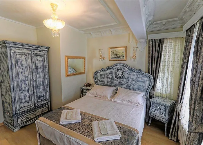 Апартаменты Romantic Mansion *