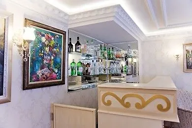 Daire Romantic Mansion *